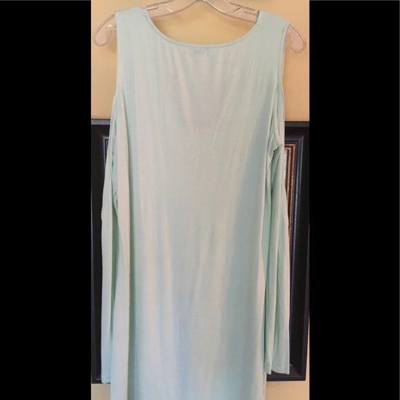 NWOT light green mint V-neck mini dress. large - Picture 5 of 7